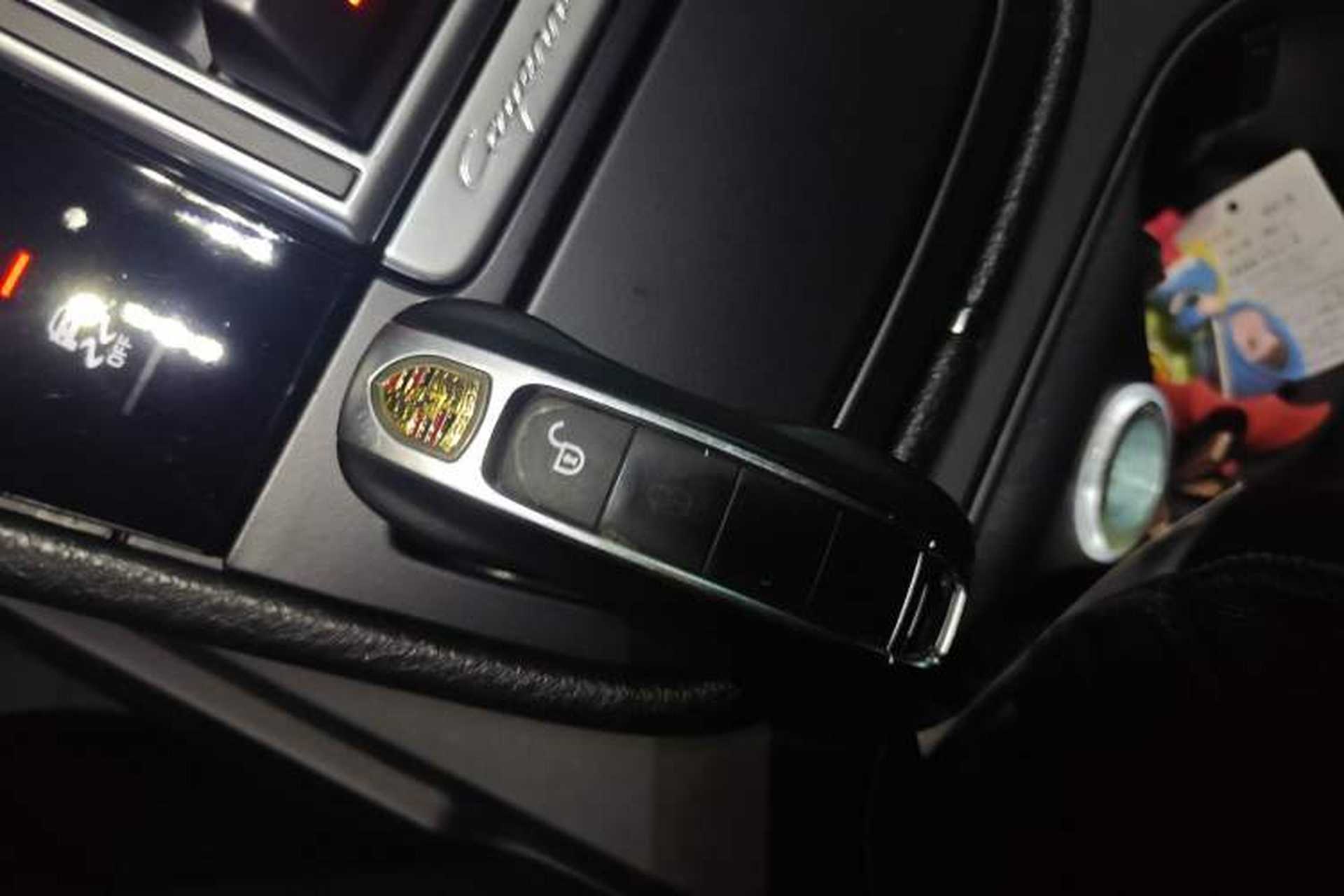 Used Porsche Cayenne E-Hybrid 2019 Cayenne E-Hybrid 2.0T Vehicle Key
