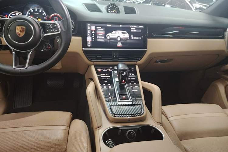 Used Porsche Cayenne E-Hybrid 2019 Cayenne E-Hybrid 2.0T Audio And AC Panel