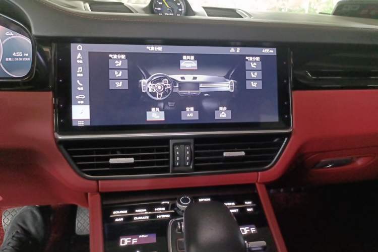 Used Porsche Cayenne E-Hybrid 2019 Cayenne E-Hybrid 2.0T Audio And AC Panel