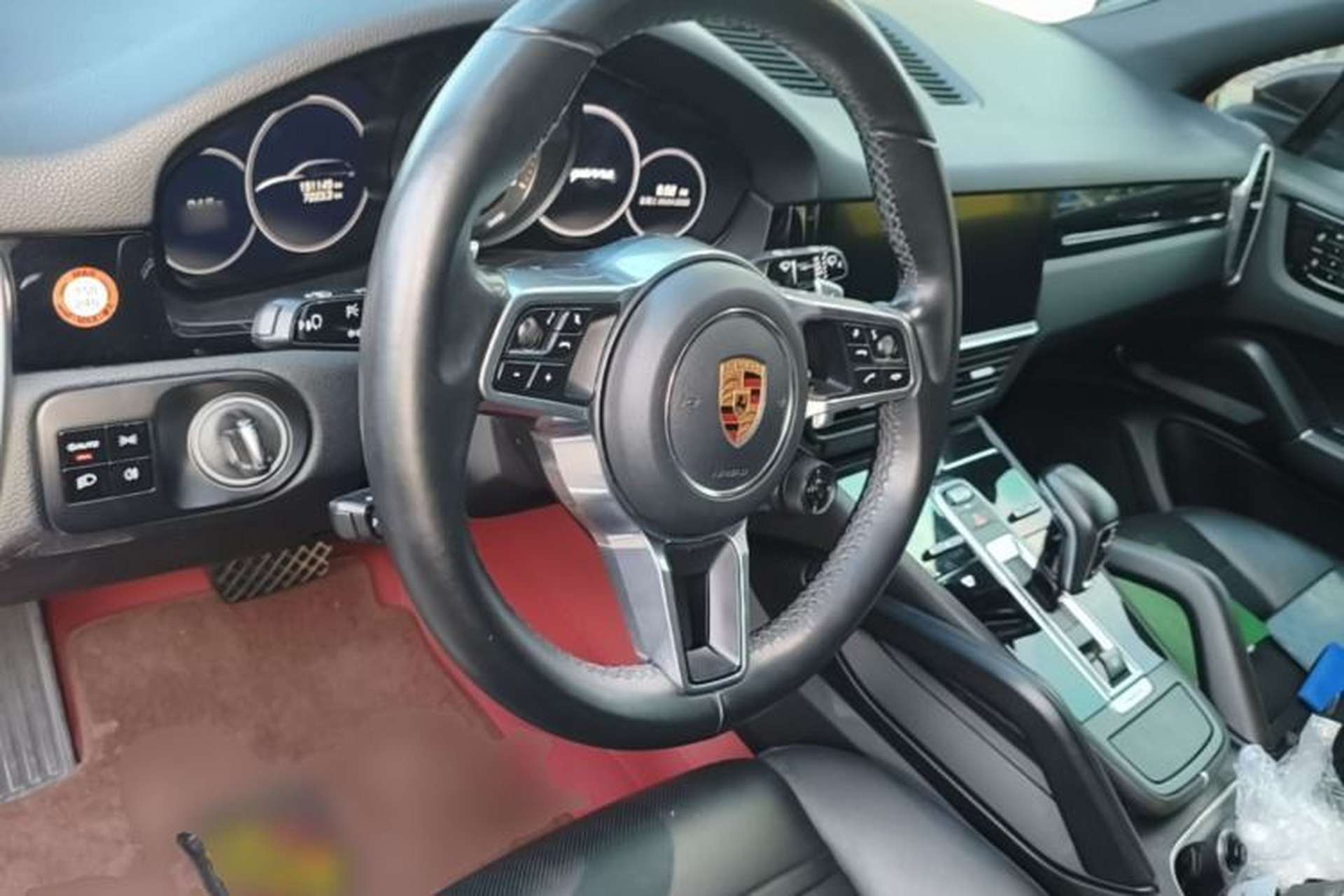 Used Porsche Cayenne E-Hybrid 2019 Cayenne E-Hybrid 2.0T Center Console