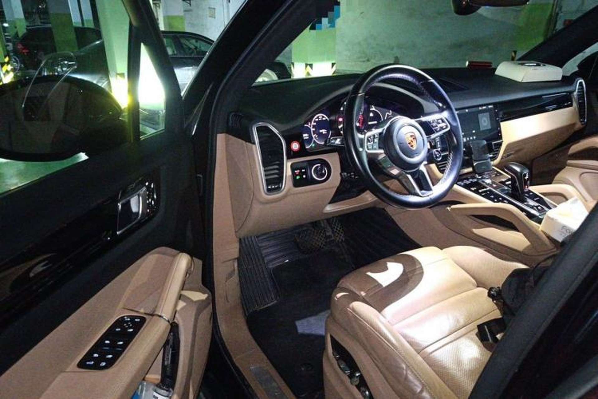 Used Porsche Cayenne E-Hybrid 2019 Cayenne E-Hybrid 2.0T Driver Seat