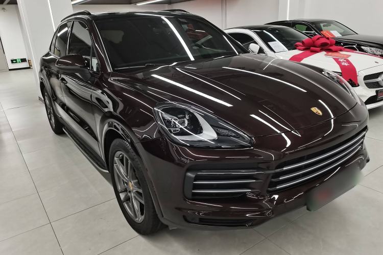 Used Porsche Cayenne E-Hybrid 2019 Cayenne E-Hybrid 2.0T Exterior 2