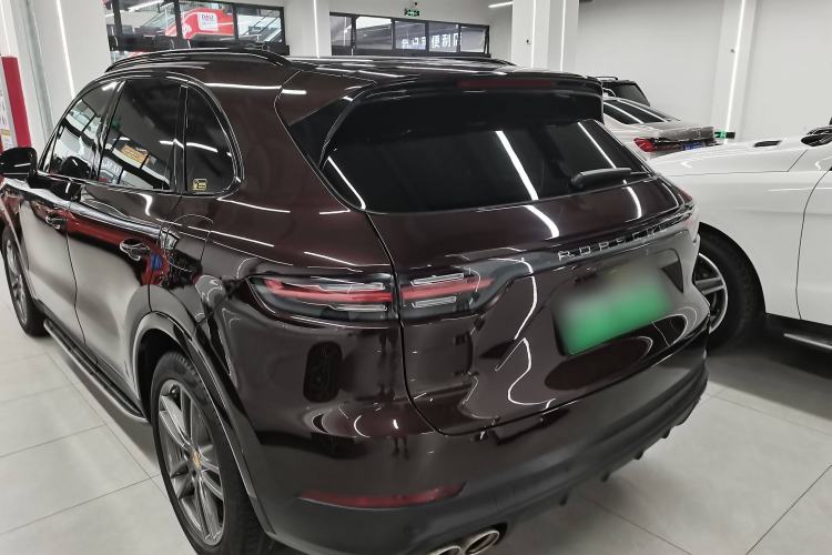 Used Porsche Cayenne E-Hybrid 2019 Cayenne E-Hybrid 2.0T Exterior 3