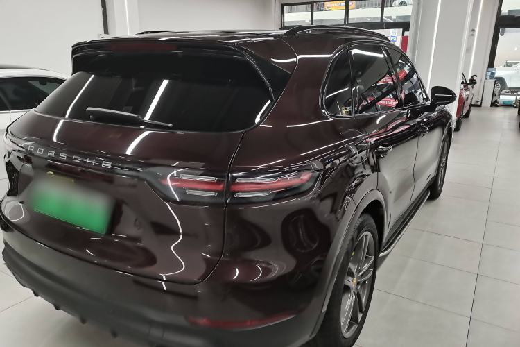 Used Porsche Cayenne E-Hybrid 2019 Cayenne E-Hybrid 2.0T Exterior 4