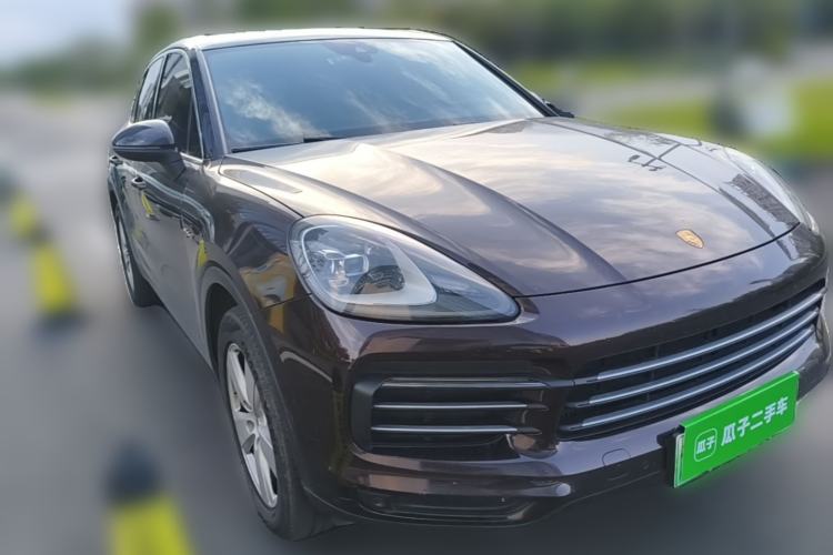 Used Porsche Cayenne E-Hybrid 2019 Cayenne E-Hybrid 2.0T Front Right 45 Deg