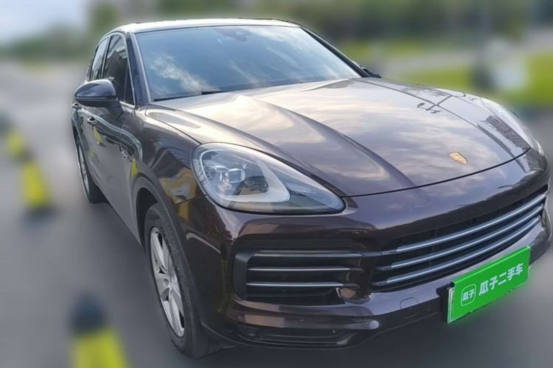 Used Porsche Cayenne E-Hybrid 2019 Cayenne E-Hybrid 2.0T Front Right 45 Deg