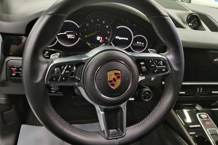 Used Porsche Cayenne E-Hybrid 2019 Cayenne E-Hybrid 2.0T Interior 2