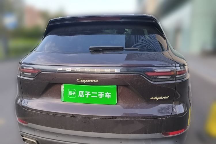 Used Porsche Cayenne E-Hybrid 2019 Cayenne E-Hybrid 2.0T Rear