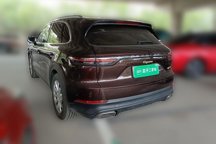 Used Porsche Cayenne E-Hybrid 2019 Cayenne E-Hybrid 2.0T Rear Left 45 Deg