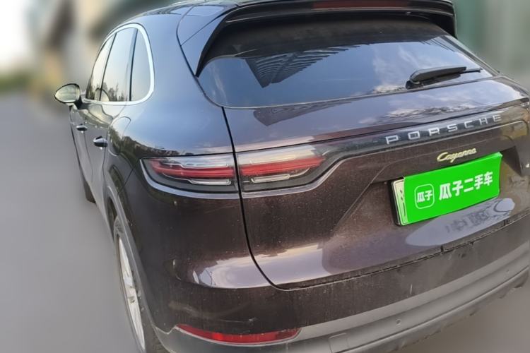 Used Porsche Cayenne E-Hybrid 2019 Cayenne E-Hybrid 2.0T Rear Left 45 Deg