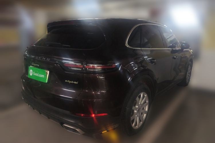 Used Porsche Cayenne E-Hybrid 2019 Cayenne E-Hybrid 2.0T Rear Right 45 Deg
