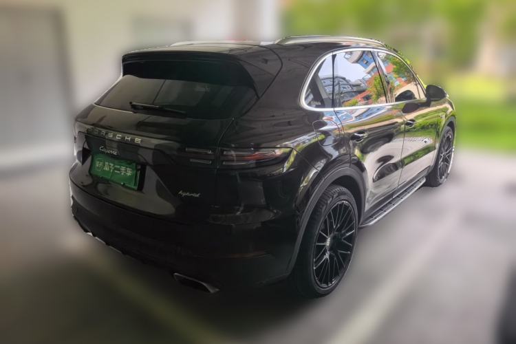 Used Porsche Cayenne E-Hybrid 2019 Cayenne E-Hybrid 2.0T Rear Right 45 Deg