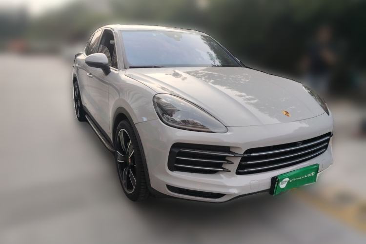 Used Porsche Cayenne E-Hybrid 2019 Cayenne E-Hybrid 2.0T Front Right 45 Deg