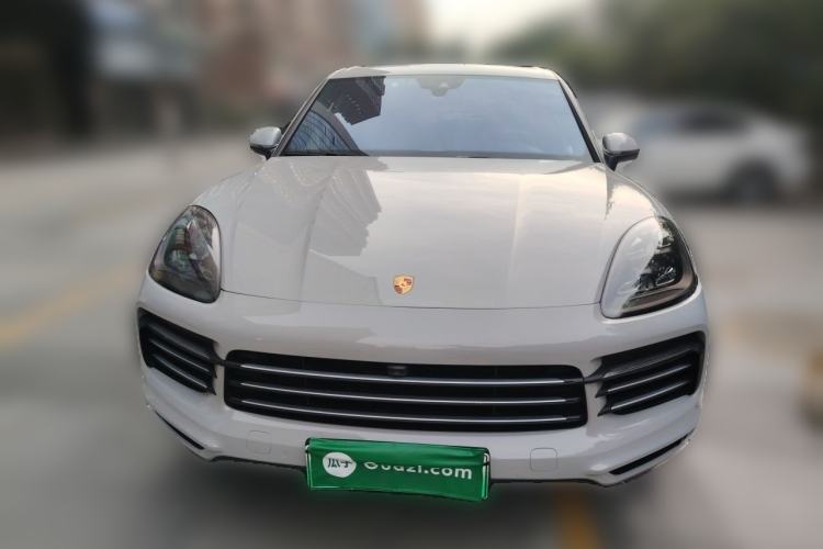 Used Porsche Cayenne E-Hybrid 2019 Cayenne E-Hybrid 2.0T Front