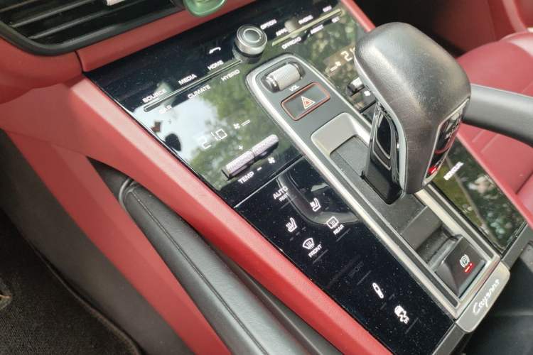 Used Porsche Cayenne E-Hybrid 2019 Cayenne E-Hybrid 2.0T Gear Lever