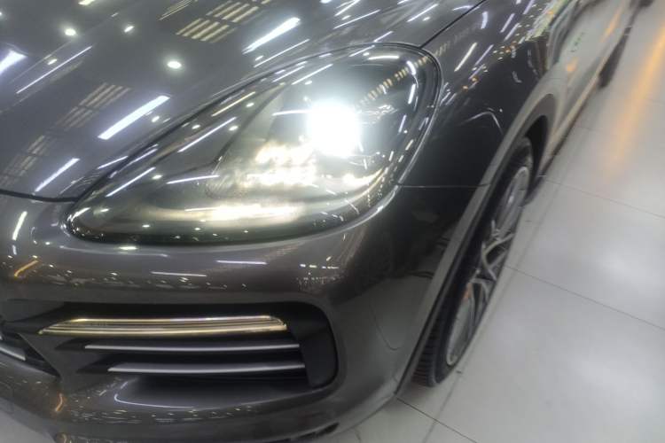 Used Porsche Cayenne E-Hybrid 2019 Cayenne E-Hybrid 2.0T Left Front Headlight