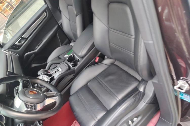 Used Porsche Cayenne E-Hybrid 2019 Cayenne E-Hybrid 2.0T Left Front Seat