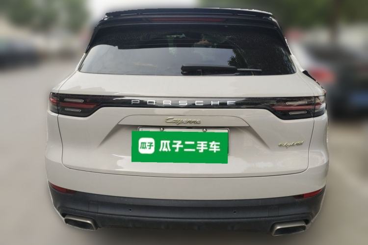 Used Porsche Cayenne E-Hybrid 2019 Cayenne E-Hybrid 2.0T Rear