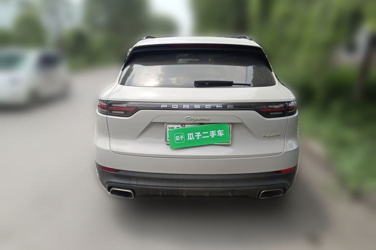 Used Porsche Cayenne E-Hybrid 2019 Cayenne E-Hybrid 2.0T Rear