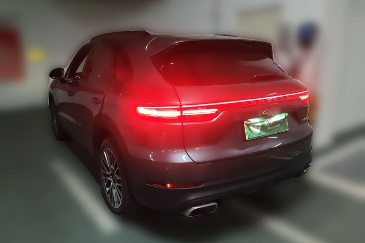 Used Porsche Cayenne E-Hybrid 2019 Cayenne E-Hybrid 2.0T Rear Left 45 Deg