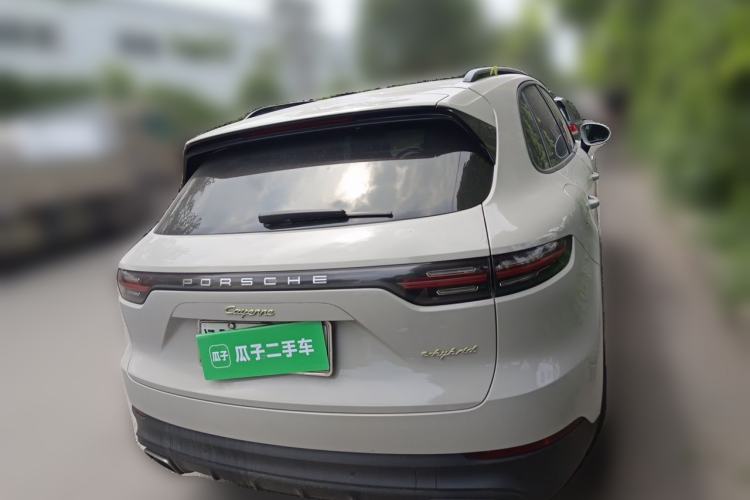 Used Porsche Cayenne E-Hybrid 2019 Cayenne E-Hybrid 2.0T Rear Right 45 Deg
