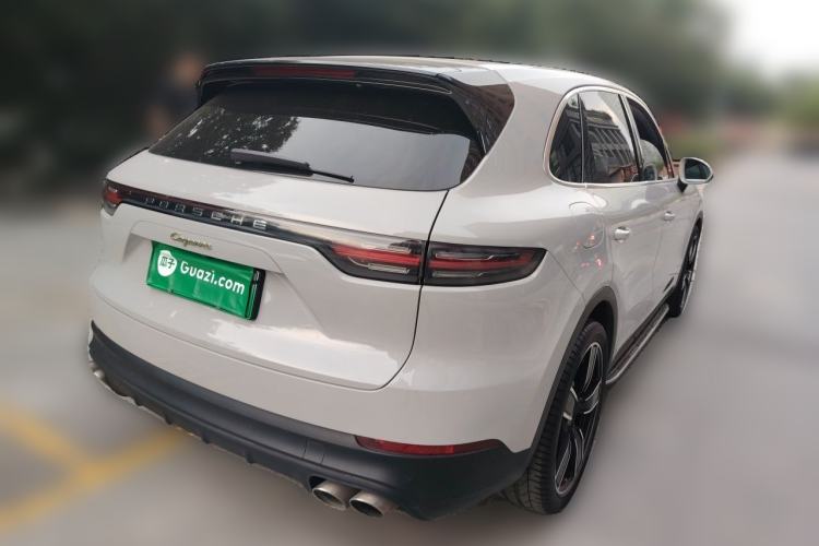 Used Porsche Cayenne E-Hybrid 2019 Cayenne E-Hybrid 2.0T Rear Right 45 Deg