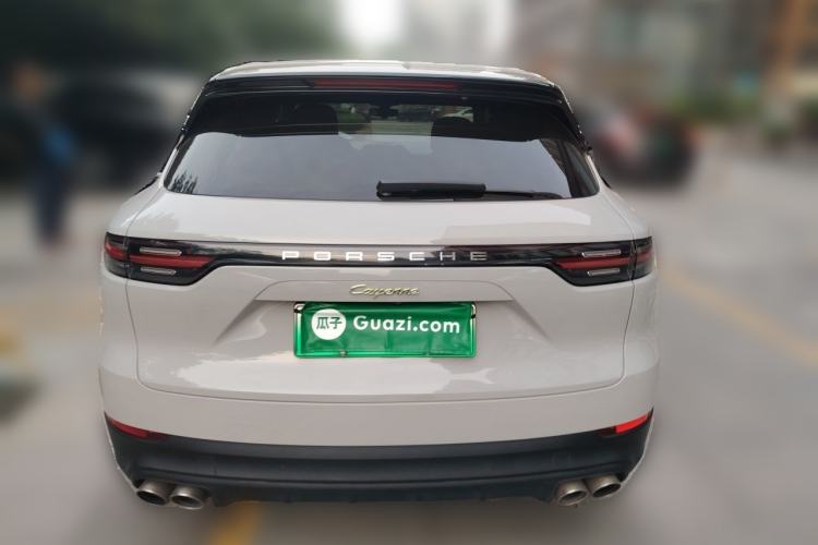 Used Porsche Cayenne E-Hybrid 2019 Cayenne E-Hybrid 2.0T Rear