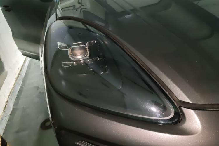 Used Porsche Cayenne E-Hybrid 2019 Cayenne E-Hybrid 2.0T Right Front Headlight