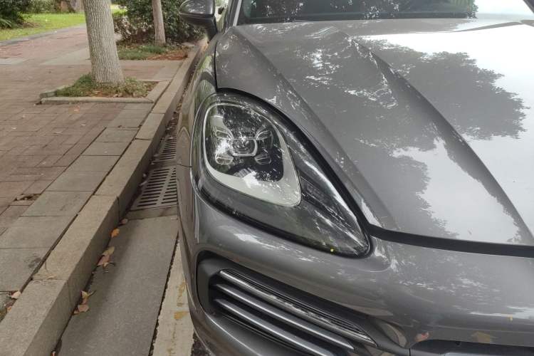 Used Porsche Cayenne E-Hybrid 2019 Cayenne E-Hybrid 2.0T Right Front Headlight