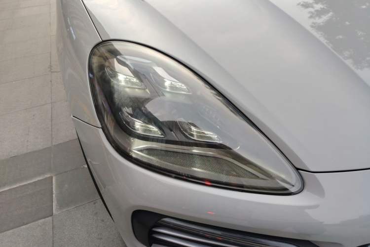 Used Porsche Cayenne E-Hybrid 2019 Cayenne E-Hybrid 2.0T Right Front Headlight