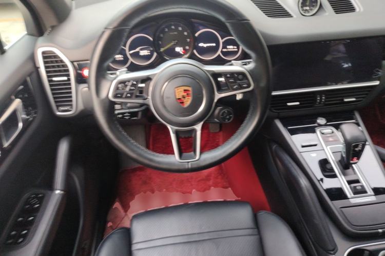 Used Porsche Cayenne E-Hybrid 2019 Cayenne E-Hybrid 2.0T Steering Wheel