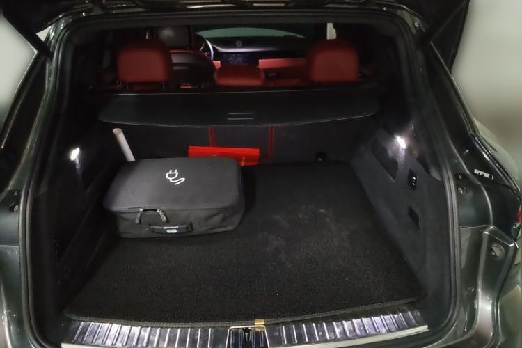 Used Porsche Cayenne E-Hybrid 2019 Cayenne E-Hybrid 2.0T Trunk