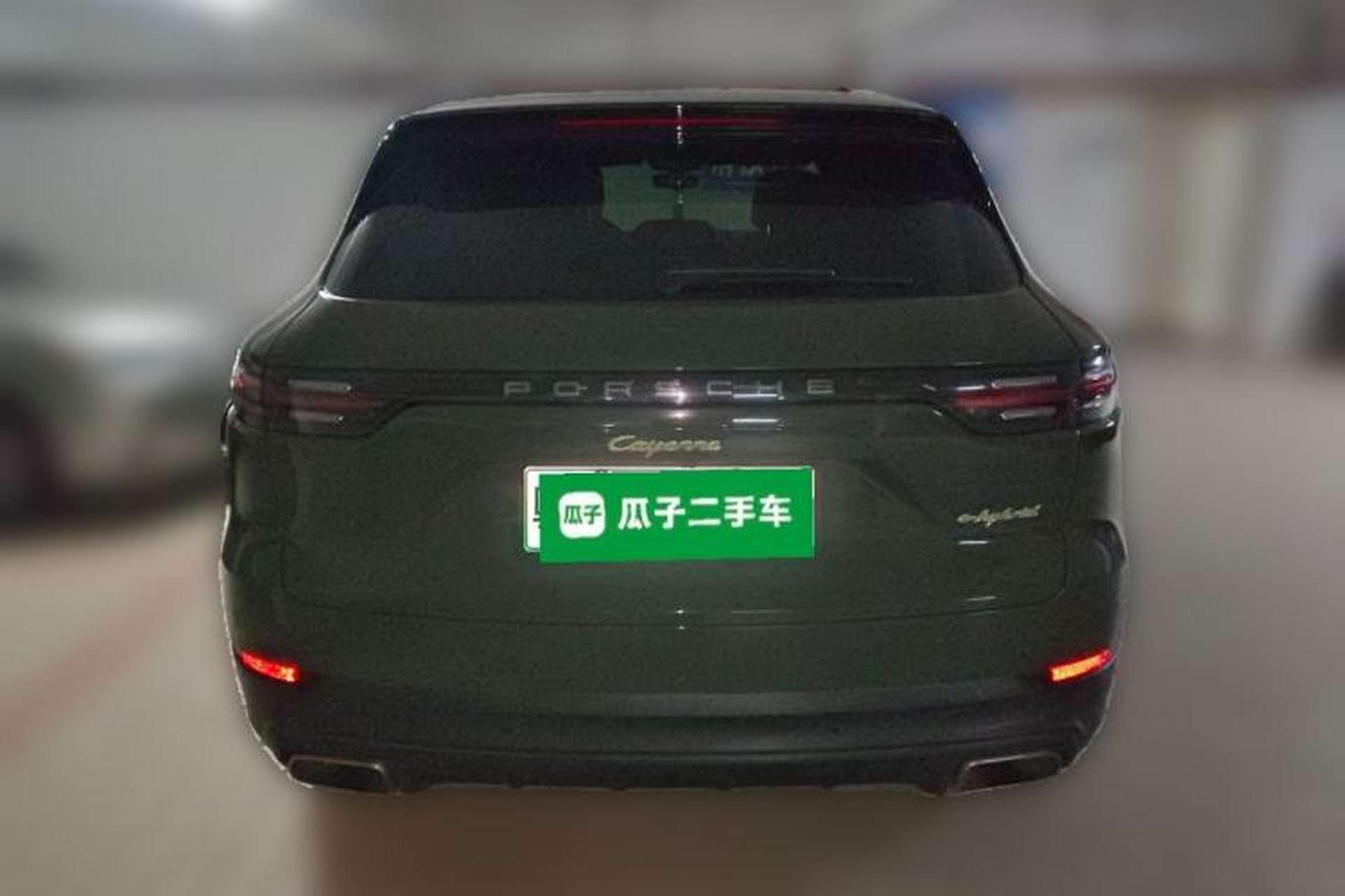 Used Porsche Cayenne E-Hybrid 2019 Cayenne E-Hybrid 2.0T Rear