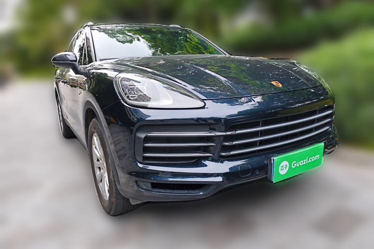 Used Porsche Cayenne E-Hybrid 2019 Cayenne E-Hybrid 2.0T Front Right 45 Deg