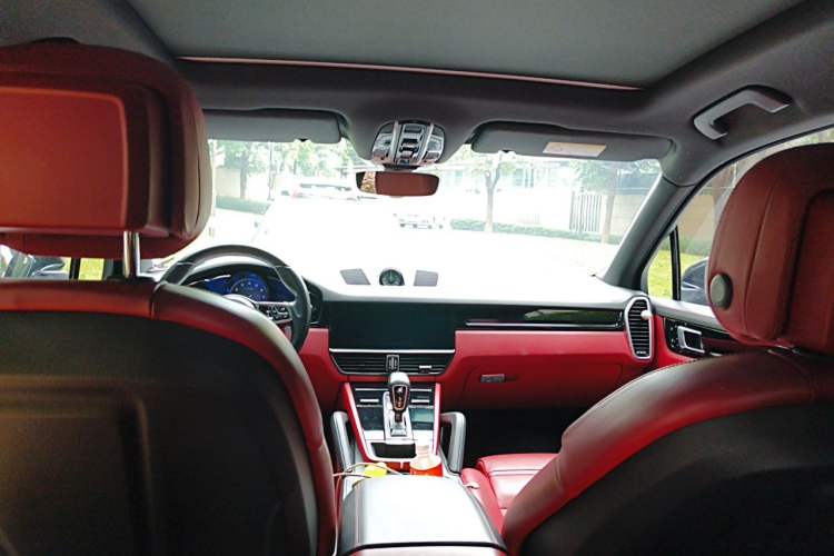 Used Porsche Cayenne E-Hybrid 2019 Cayenne E-Hybrid 2.0T Headliner