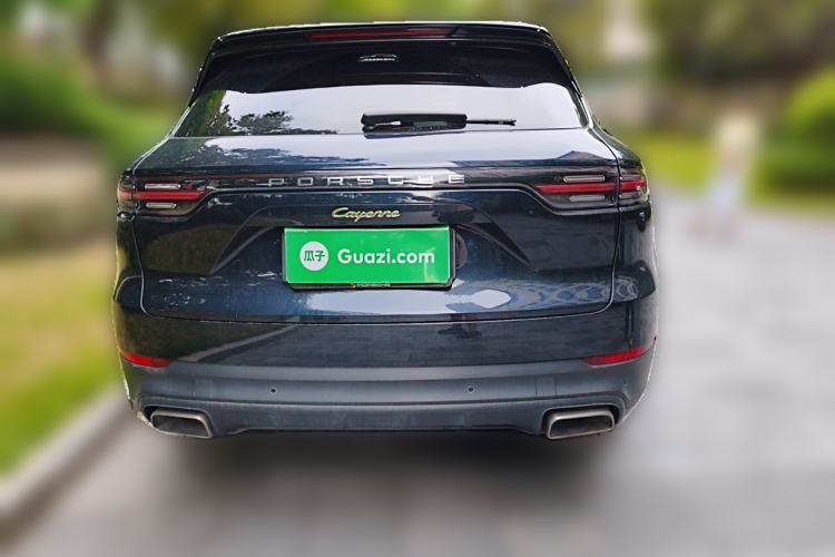 Used Porsche Cayenne E-Hybrid 2019 Cayenne E-Hybrid 2.0T Rear