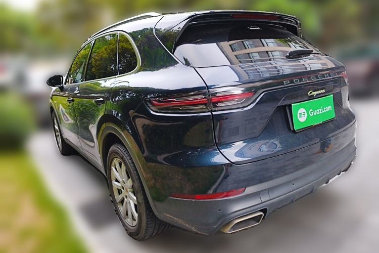 Used Porsche Cayenne E-Hybrid 2019 Cayenne E-Hybrid 2.0T Rear Left 45 Deg