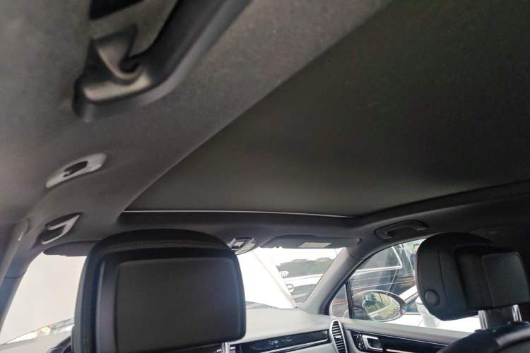 Used Porsche Cayenne E-Hybrid 2019 Cayenne E-Hybrid 2.0T Headliner