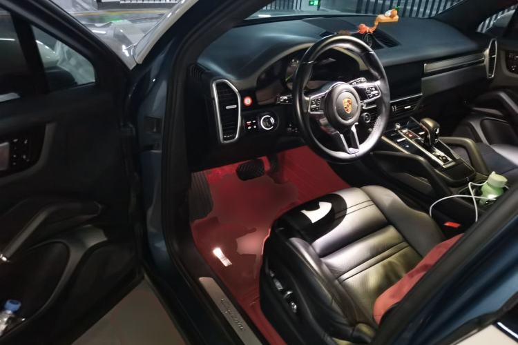 Used Porsche Cayenne E-Hybrid 2019 Cayenne E-Hybrid 2.0T Driver Seat