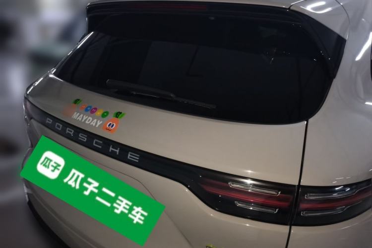 Used Porsche Cayenne E-Hybrid 2019 Cayenne E-Hybrid 2.0T Rear