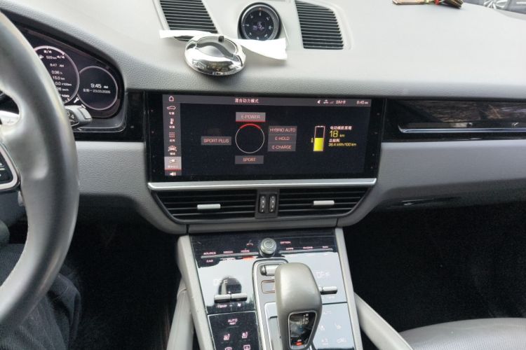 Used Porsche Cayenne E-Hybrid 2019 Cayenne E-Hybrid 2.0T Audio And AC Panel