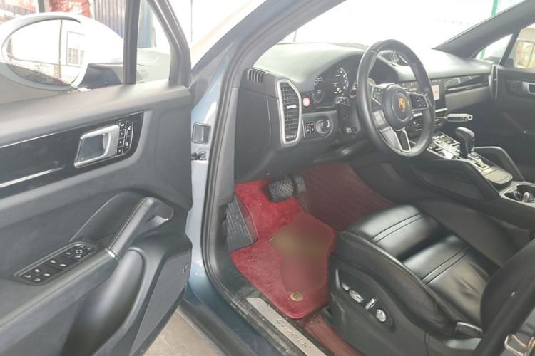 Used Porsche Cayenne E-Hybrid 2019 Cayenne E-Hybrid 2.0T Driver Seat
