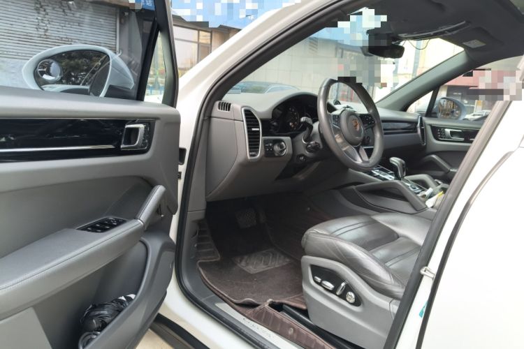 Used Porsche Cayenne E-Hybrid 2019 Cayenne E-Hybrid 2.0T Driver Seat