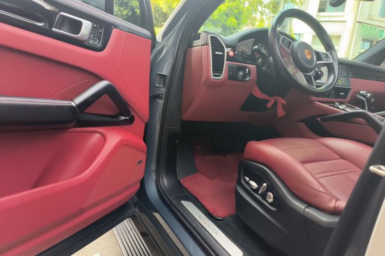 Used Porsche Cayenne E-Hybrid 2019 Cayenne E-Hybrid 2.0T Driver Seat