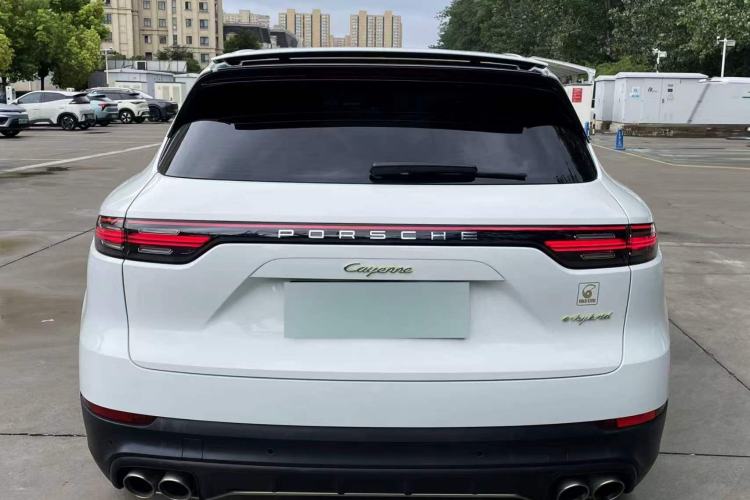 Used Porsche Cayenne E-Hybrid 2019 Cayenne E-Hybrid 2.0T Exterior 2