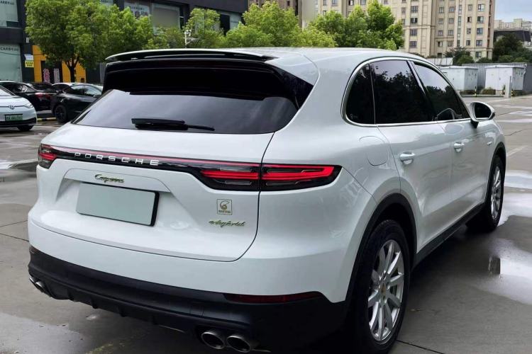 Used Porsche Cayenne E-Hybrid 2019 Cayenne E-Hybrid 2.0T Exterior 3