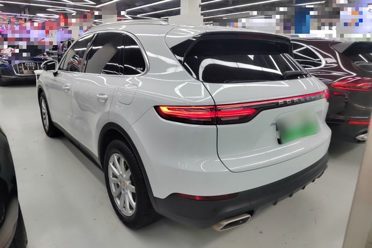 Used Porsche Cayenne E-Hybrid 2019 Cayenne E-Hybrid 2.0T Exterior 4
