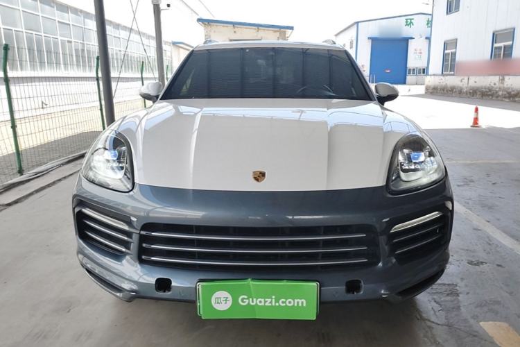 Used Porsche Cayenne E-Hybrid 2019 Cayenne E-Hybrid 2.0T Front