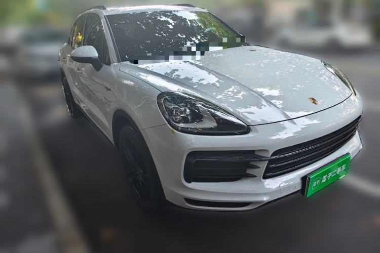 Used Porsche Cayenne E-Hybrid 2019 Cayenne E-Hybrid 2.0T Front Right 45 Deg