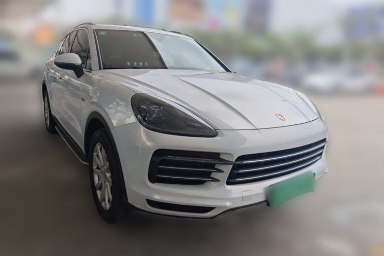 Used Porsche Cayenne E-Hybrid 2019 Cayenne E-Hybrid 2.0T Front Right 45 Deg